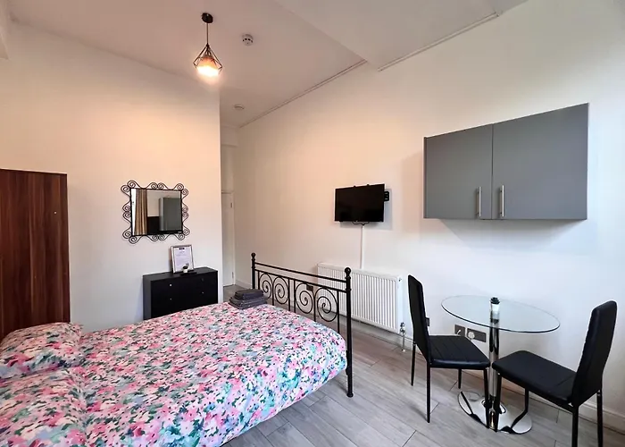Lovely Studio Apartments On Finchley Road