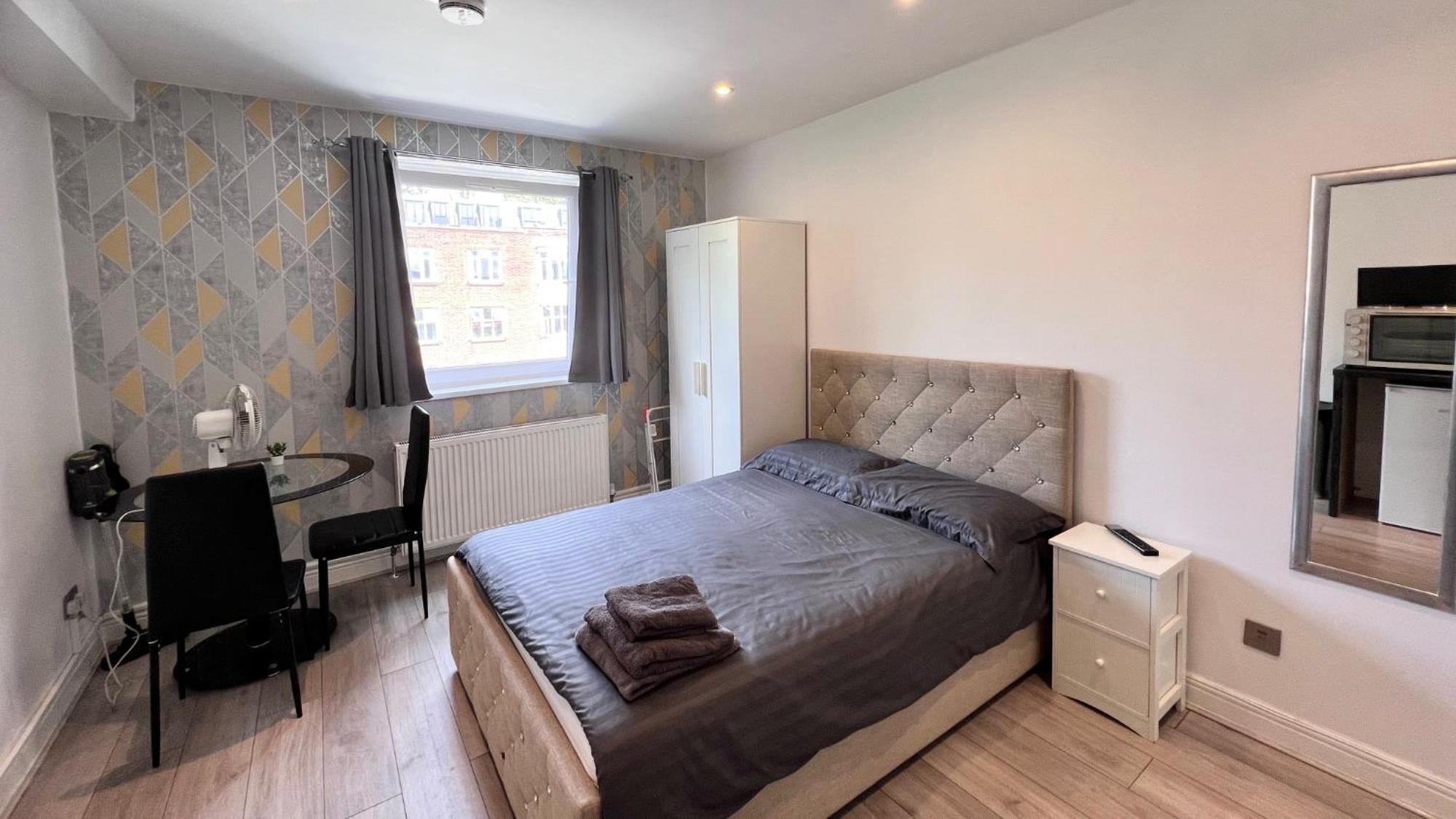Lovely On Finchley Road Апартаменты Лондон